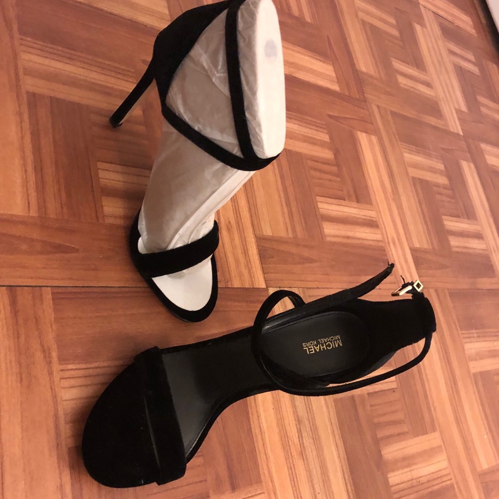Brand new Michael Kors